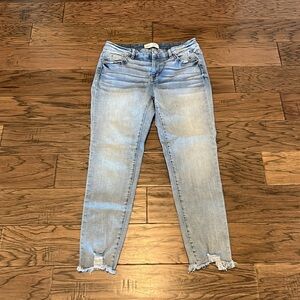 BKE Victoria Universal Fit Mid Rise Ankle Skinny Size 28